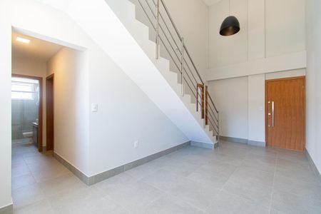 Apartamento para alugar com 157m², 3 quartos e 2 vagas Apartamento para alugar com 157m², 3 quartos e 2 vagasSala