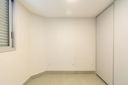 Quarto 1 de apartamento para alugar com 2 quartos, 140m² em Floresta, Belo Horizonte