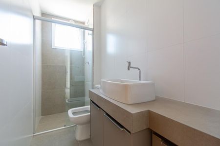 Apartamento para alugar com 157m², 3 quartos e 2 vagas Apartamento para alugar com 157m², 3 quartos e 2 vagasBanheiro 2