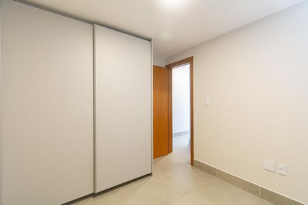 Apartamento para alugar com 157m², 3 quartos e 2 vagas Apartamento para alugar com 157m², 3 quartos e 2 vagasQuarto 1