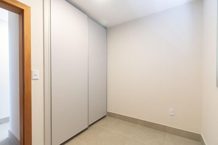 Quarto 2 de apartamento para alugar com 2 quartos, 140m² em Floresta, Belo Horizonte