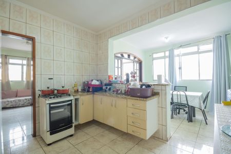 Casa à venda com 120m², 2 quartos e 2 vagas Casa à venda com 120m², 2 quartos e 2 vagasCopa e Cozinha