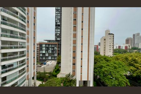 Sacada de kitnet/studio à venda com 1 quarto, 17m² em Pinheiros, São Paulo