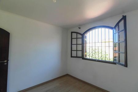 Casa à venda com 113m², 2 quartos e 2 vagas Casa à venda com 113m², 2 quartos e 2 vagasQuarto 1