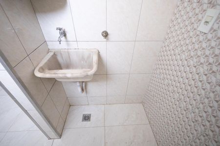Apartamento à venda com 73m², 2 quartos e 1 vagaarea de serviço