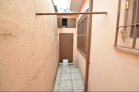 Casa à venda com 93m², 2 quartos e 1 vagaQuintal