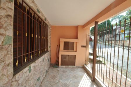 Casa à venda com 93m², 2 quartos e 1 vagaQuintal