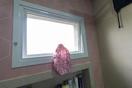 Casa à venda com 150m², 3 quartos e 2 vagas Casa à venda com 150m², 3 quartos e 2 vagasBanheiro 1