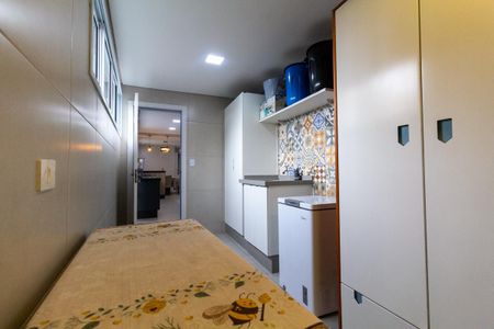 Casa à venda com 150m², 3 quartos e 2 vagas Casa à venda com 150m², 3 quartos e 2 vagasÁrea de Serviço