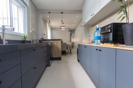 Casa à venda com 150m², 3 quartos e 2 vagas Casa à venda com 150m², 3 quartos e 2 vagasCozinha