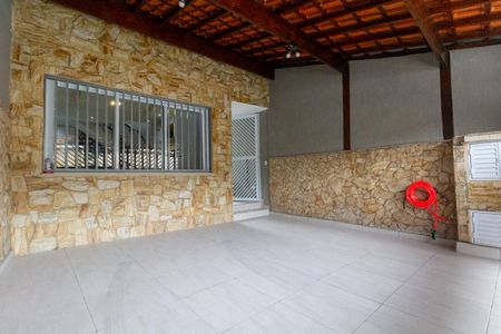 Casa à venda com 150m², 3 quartos e 2 vagas Casa à venda com 150m², 3 quartos e 2 vagasGaragem