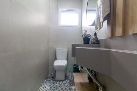 Casa à venda com 150m², 3 quartos e 2 vagas Casa à venda com 150m², 3 quartos e 2 vagasLavabo