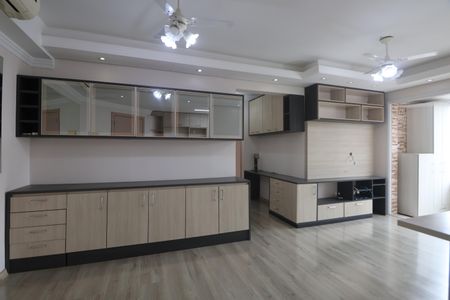 Sala de apartamento à venda com 3 quartos, 84m² em Centro, Canoas