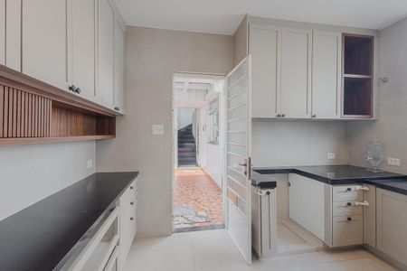 Casa à venda com 232m², 6 quartos e 1 vagaCozinha