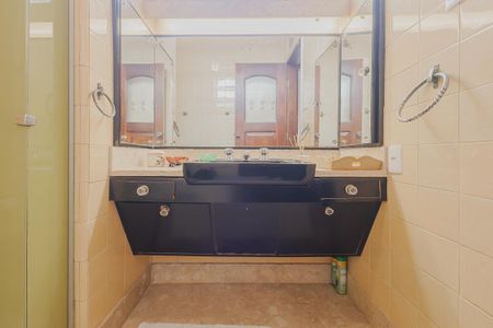 Casa à venda com 232m², 6 quartos e 1 vagaBanheiro