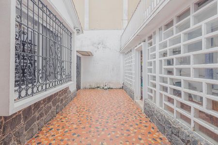 Casa à venda com 232m², 6 quartos e 1 vagaQuintal