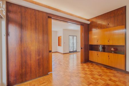 Casa à venda com 232m², 6 quartos e 1 vagaSala de Jantar