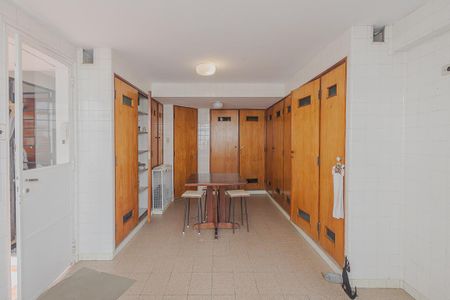 Casa à venda com 232m², 6 quartos e 1 vagaÁrea de Serviço