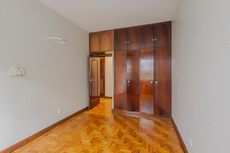 Casa à venda com 232m², 6 quartos e 1 vagaQuarto 1