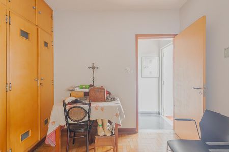 Casa à venda com 232m², 6 quartos e 1 vagaEdícula