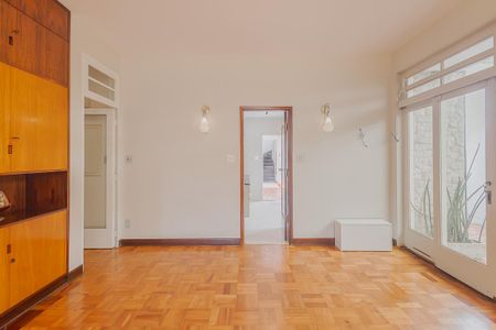 Casa à venda com 232m², 6 quartos e 1 vagaSala de Jantar