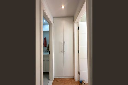 Apartamento à venda com 48m², 1 quarto e sem vagaCorredor