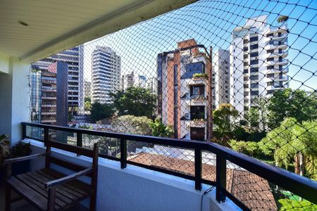 Apartamento à venda com 228m², 3 quartos e 4 vagasVaranda