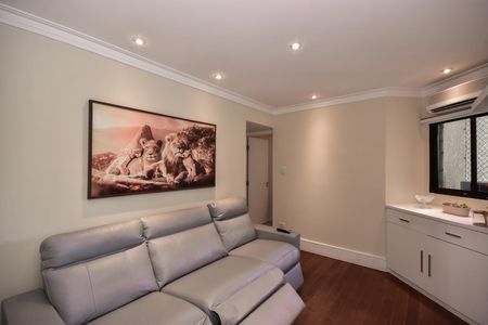 Apartamento à venda com 228m², 3 quartos e 4 vagasSala de Tv