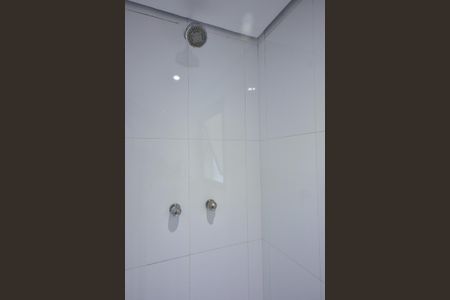 Apartamento à venda com 228m², 3 quartos e 4 vagasChuveiro 2 do banheiro da Suíte 3