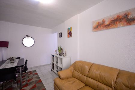 Sala  de apartamento à venda com 2 quartos, 57m² em Jardim Celeste, São Paulo