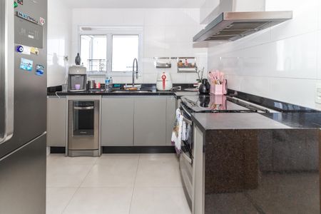 Apartamento para alugar com 230m², 3 quartos e 4 vagasCozinha