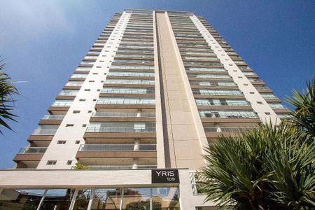 Apartamento para alugar com 230m², 3 quartos e 4 vagasFachada