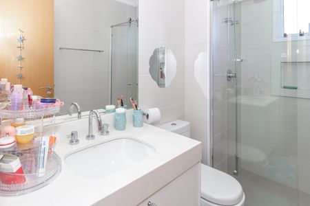 Apartamento para alugar com 230m², 3 quartos e 4 vagasBanheiro da Suíte 2