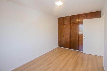 Apartamento à venda com 75m², 2 quartos e 2 vagas