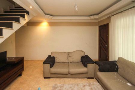 Sala de casa à venda com 3 quartos, 110m² em Vila Ivone, São Paulo