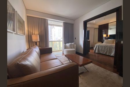 Sala de apartamento para alugar com 1 quarto, 60m² em Itaim Bibi, São Paulo