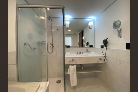 Apartamento para alugar com 60m², 1 quarto e 1 vagaBanheiro da Suíte 1