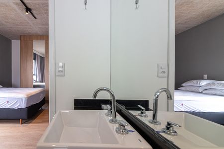 Studio à venda com 24m², 1 quarto e sem vaga Studio à venda com 24m², 1 quarto e sem vagaBanheiro