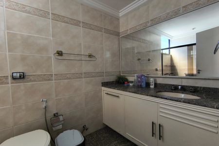 Apartamento à venda com 198m², 4 quartos e 2 vagasBanheiro da Suite 1