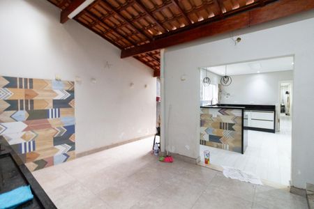 Casa à venda com 125m², 3 quartos e 4 vagasÁrea de serviço - lazer