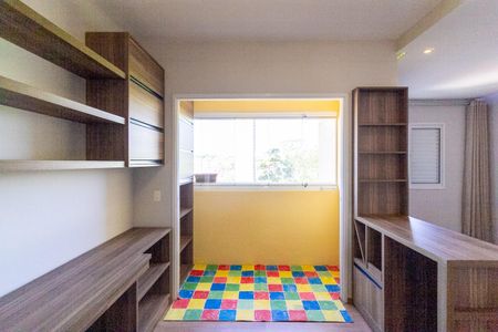 Sala de estar de apartamento à venda com 2 quartos, 74m² em Jardim Umuarama, São Paulo