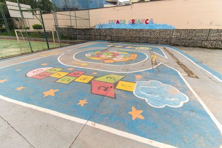 Casa de condomínio para alugar com 90m², 2 quartos e 4 vagas Casa de condomínio para alugar com 90m², 2 quartos e 4 vagasÁrea comum