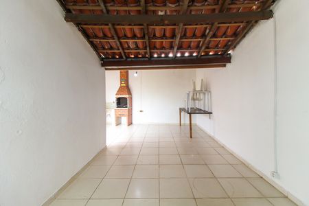 Casa de condomínio para alugar com 90m², 2 quartos e 4 vagas Casa de condomínio para alugar com 90m², 2 quartos e 4 vagasÁrea Gourmet - Terraço