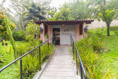 Casa de condomínio para alugar com 90m², 2 quartos e 4 vagas Casa de condomínio para alugar com 90m², 2 quartos e 4 vagasMini Mercado