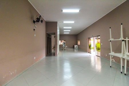 Casa de condomínio para alugar com 90m², 2 quartos e 4 vagas Casa de condomínio para alugar com 90m², 2 quartos e 4 vagasÁrea comum - Salão de festas