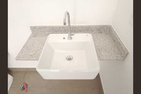 Studio para alugar com 26m², 1 quarto e sem vaga Studio para alugar com 26m², 1 quarto e sem vagaBanheiro