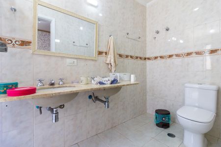 Apartamento à venda com 156m², 3 quartos e 2 vagasBanheiro da Suíte 1