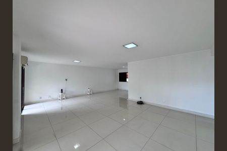 Sala de apartamento para alugar com 3 quartos, 177m² em Recreio dos Bandeirantes, Rio de Janeiro