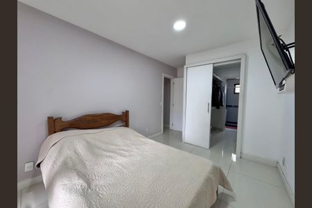 Apartamento à venda com 177m², 3 quartos e 3 vagasSuíte 2
