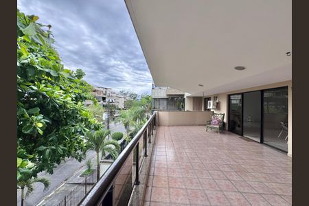 Varanda de apartamento para alugar com 3 quartos, 177m² em Recreio dos Bandeirantes, Rio de Janeiro